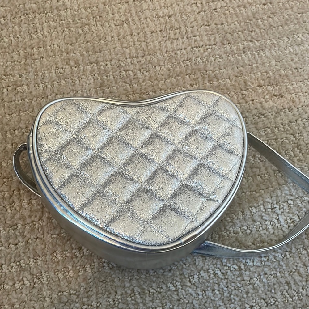 Silver glittery heart purse